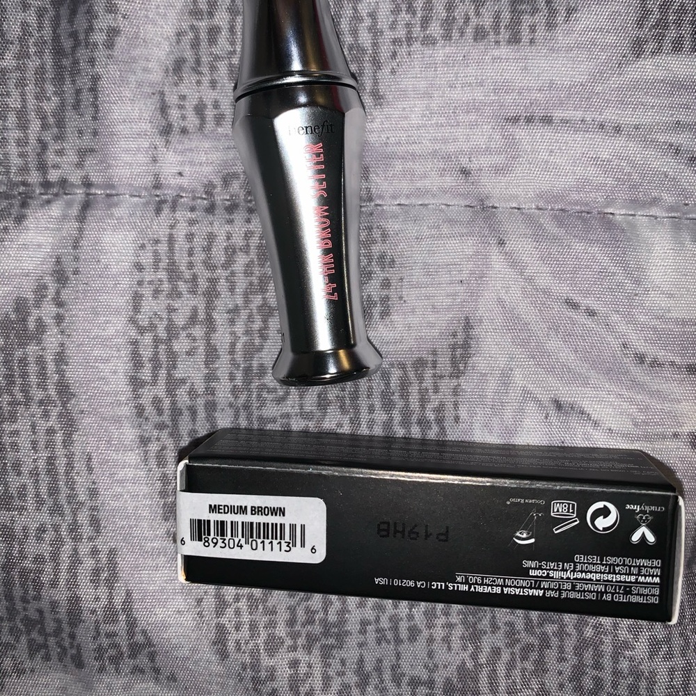 FREE Makeup goodies!